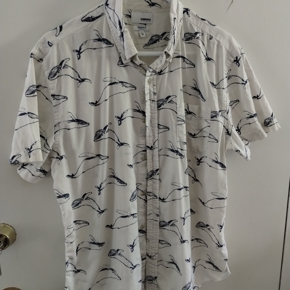 Men's White and Navy Blue Patterned Shirt